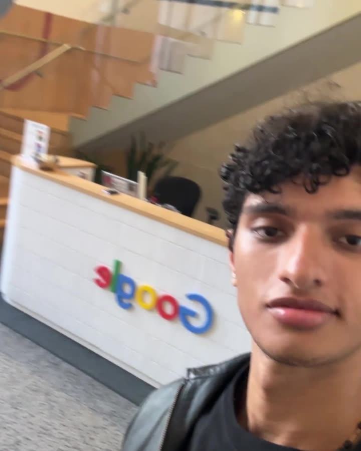 Deon at the Google office reception